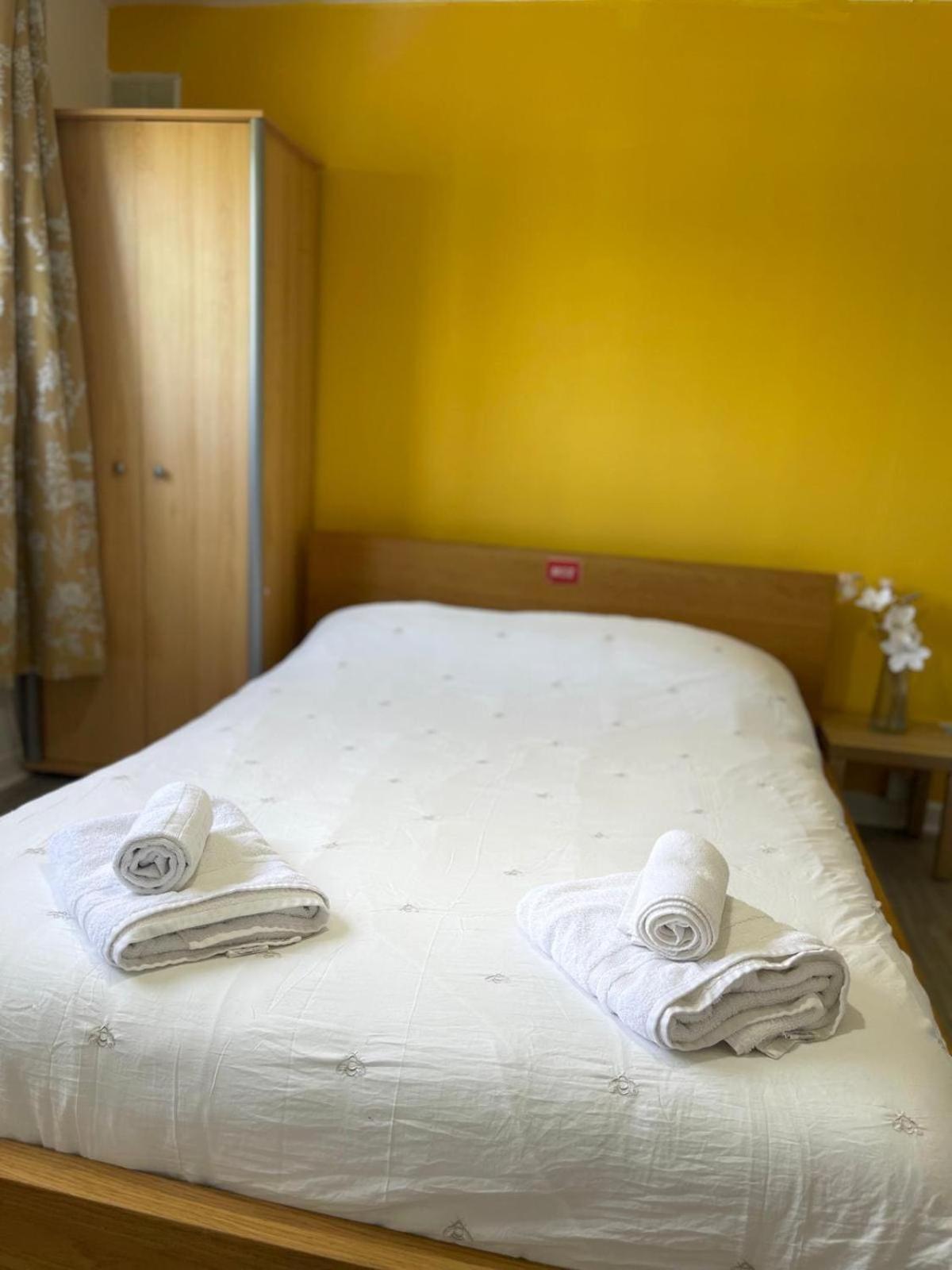Citylink Retreat With Metro Access, Free Parking, Near Airport * Edinburgh